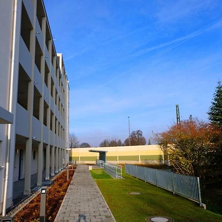 Design Apartment Nr 2 Mit Terrasse Und Parkplatz Straubing Exteriér fotografie