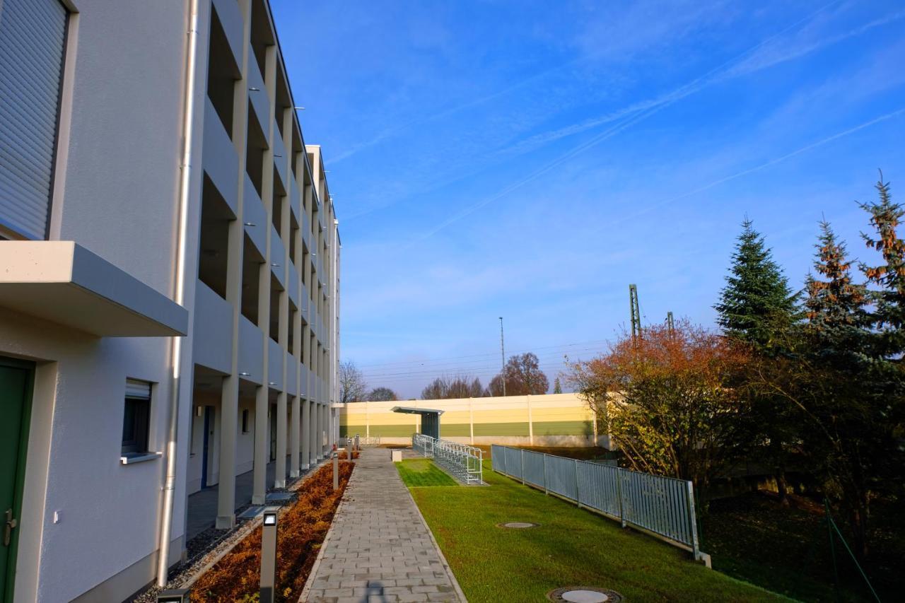 Design Apartment Nr 2 Mit Terrasse Und Parkplatz Straubing Exteriér fotografie