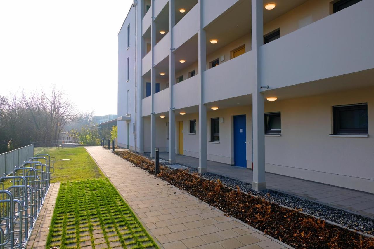 Design Apartment Nr 2 Mit Terrasse Und Parkplatz Straubing Exteriér fotografie